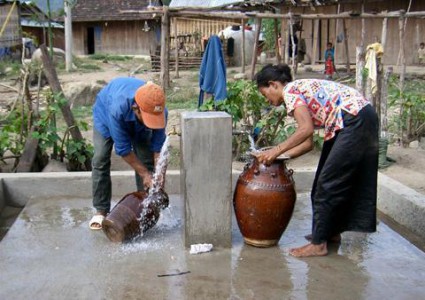 CưJút khai thác hiệu quả công trình nước tập trung